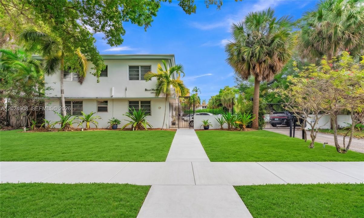 En Venta: $425,000 (2 camas, 1 baños, 730 Pies cuadrados)