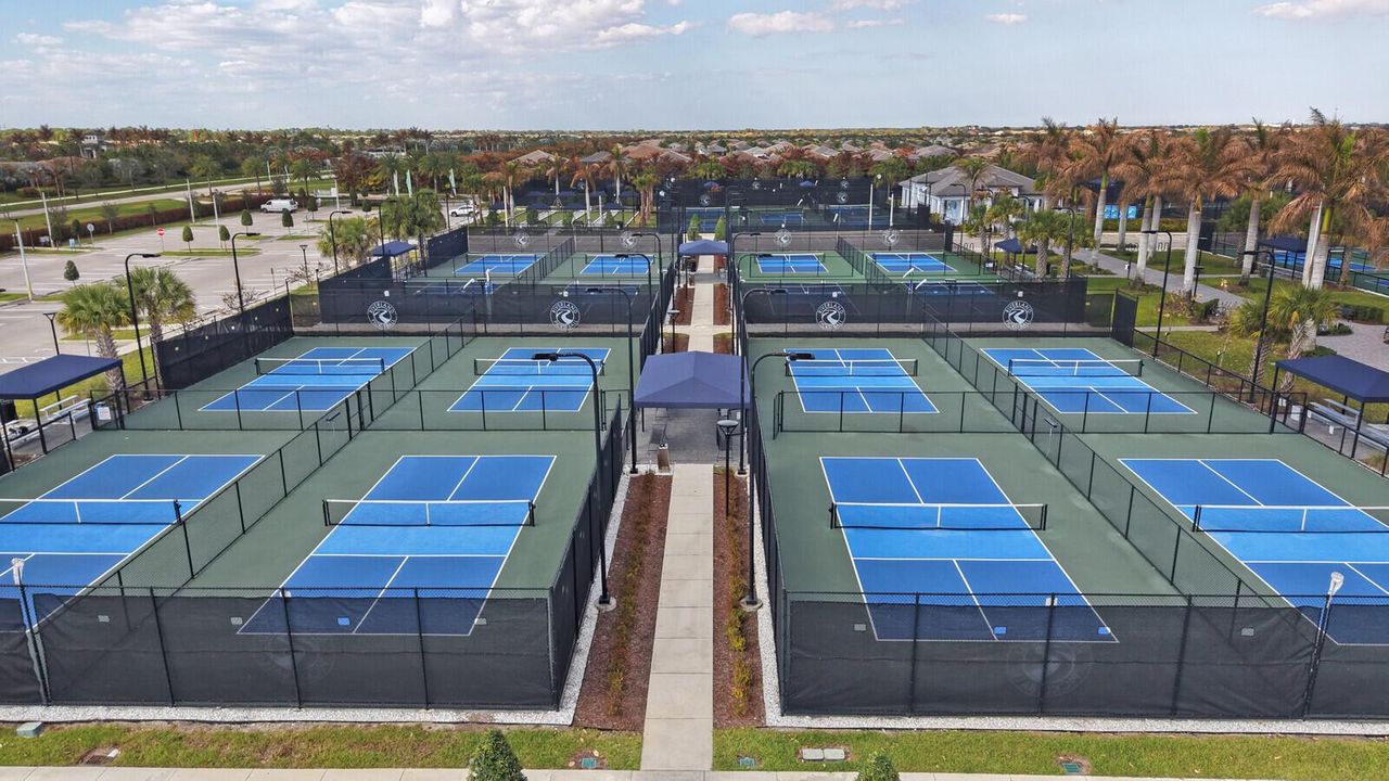 Tennis & Pickleball Courts