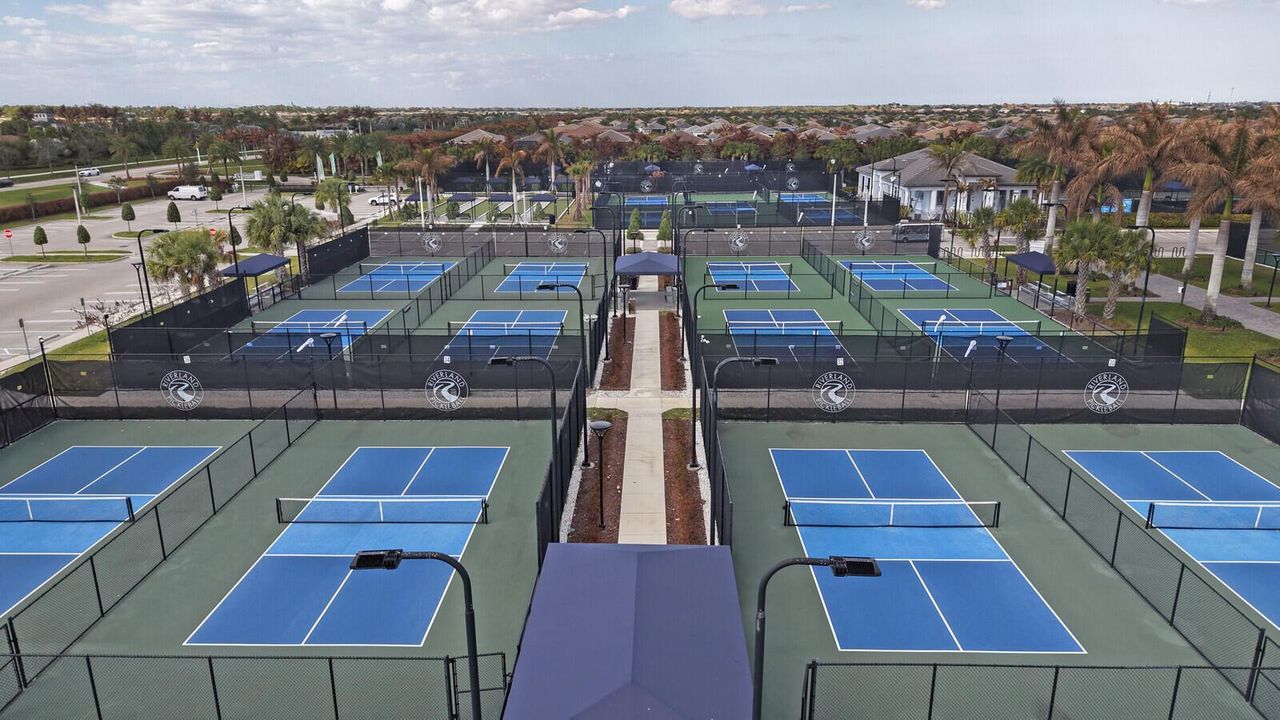 Tennis & Pickleball Courts