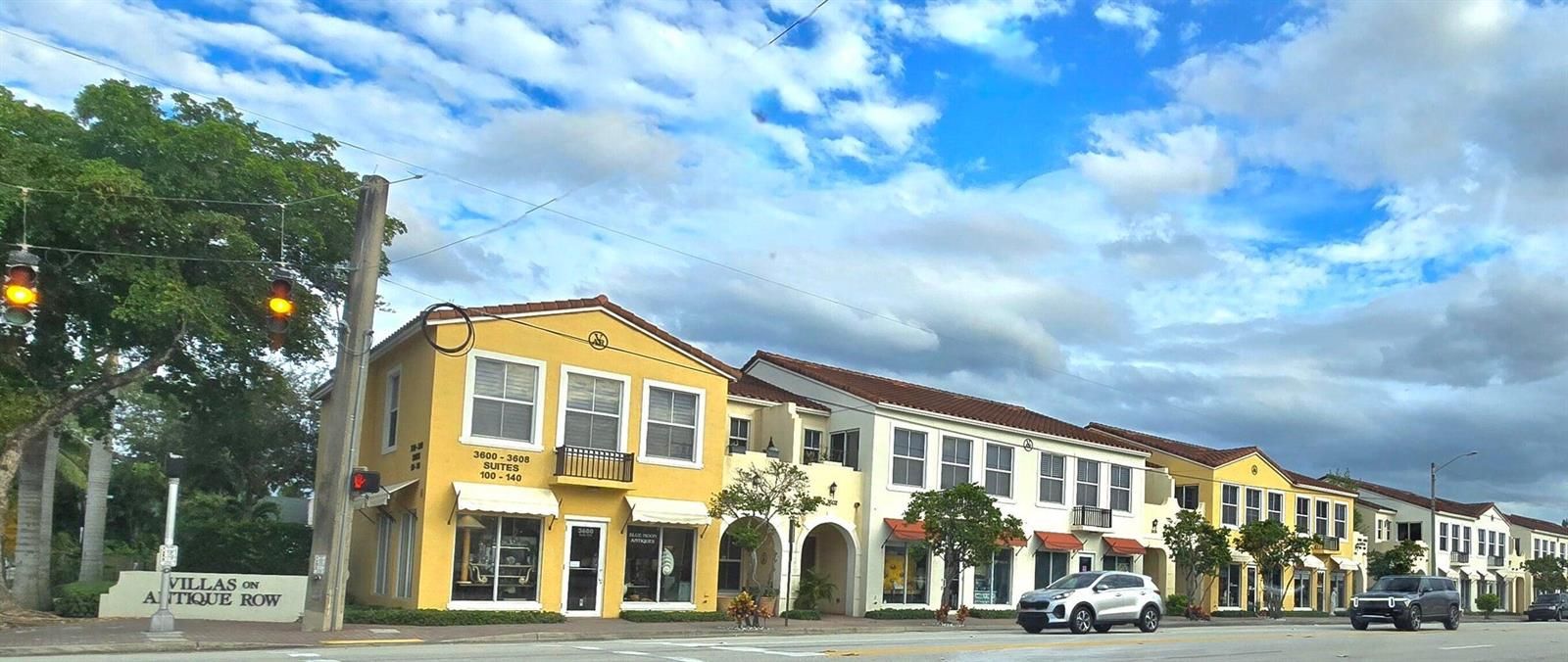 ANTIQUE ROW