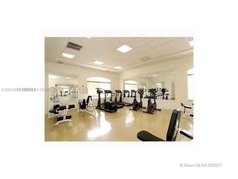 В аренду: $2,550 (2 спален, 2 ванн, 910 Квадратных фут)