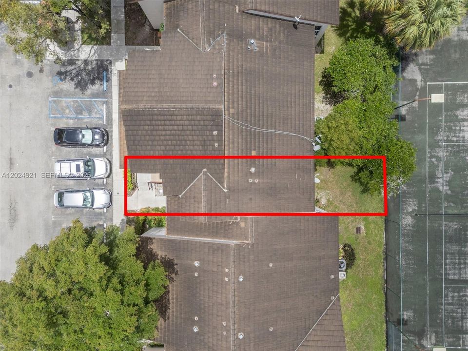 For Sale: $330,000 (2 beds, 2 baths, 1312 Square Feet)