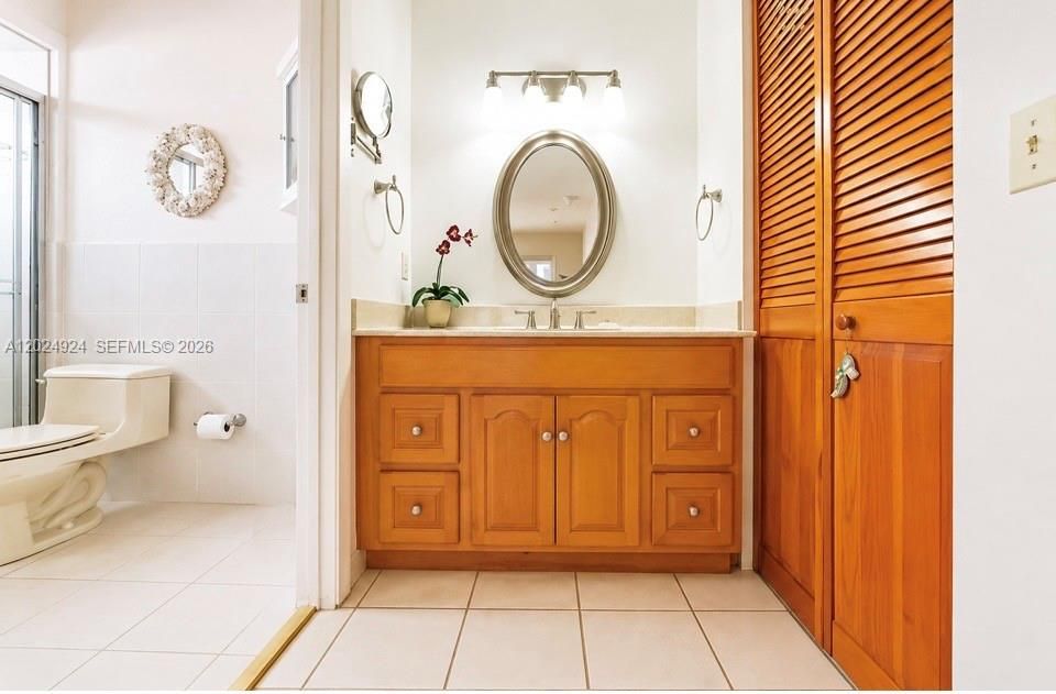 В аренду: $4,000 (3 спален, 2 ванн, 1525 Квадратных фут)