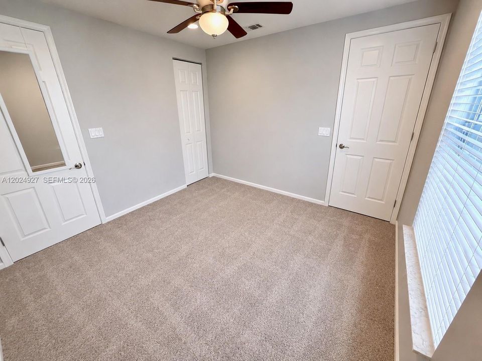 For Sale: $454,900 (4 beds, 3 baths, 1900 Square Feet)