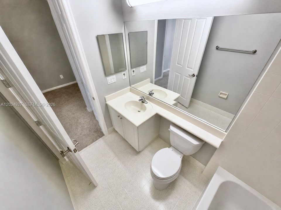 For Sale: $454,900 (4 beds, 3 baths, 1900 Square Feet)