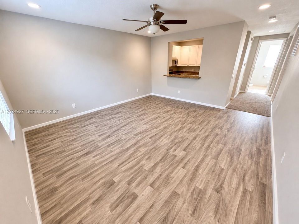 For Sale: $454,900 (4 beds, 3 baths, 1900 Square Feet)