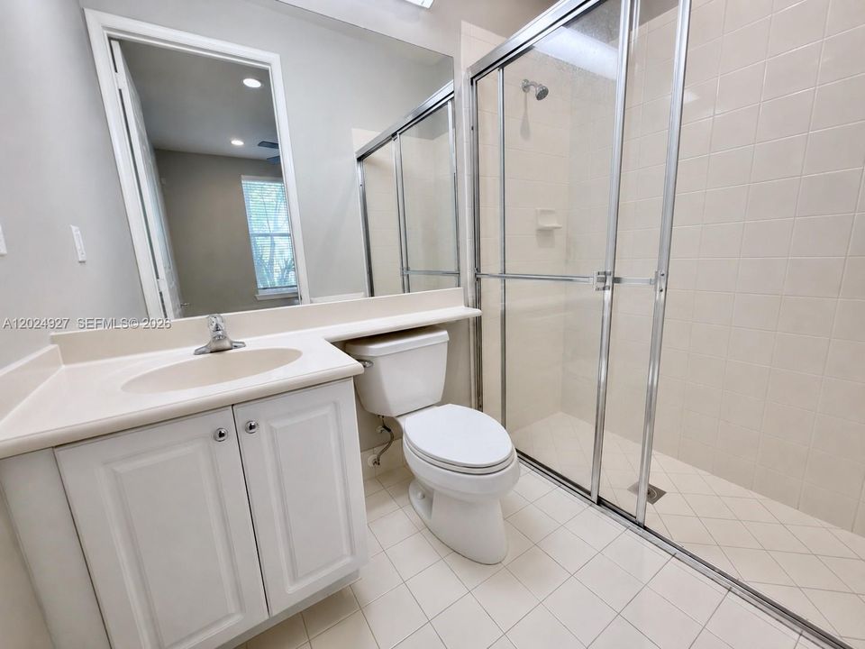 For Sale: $454,900 (4 beds, 3 baths, 1900 Square Feet)