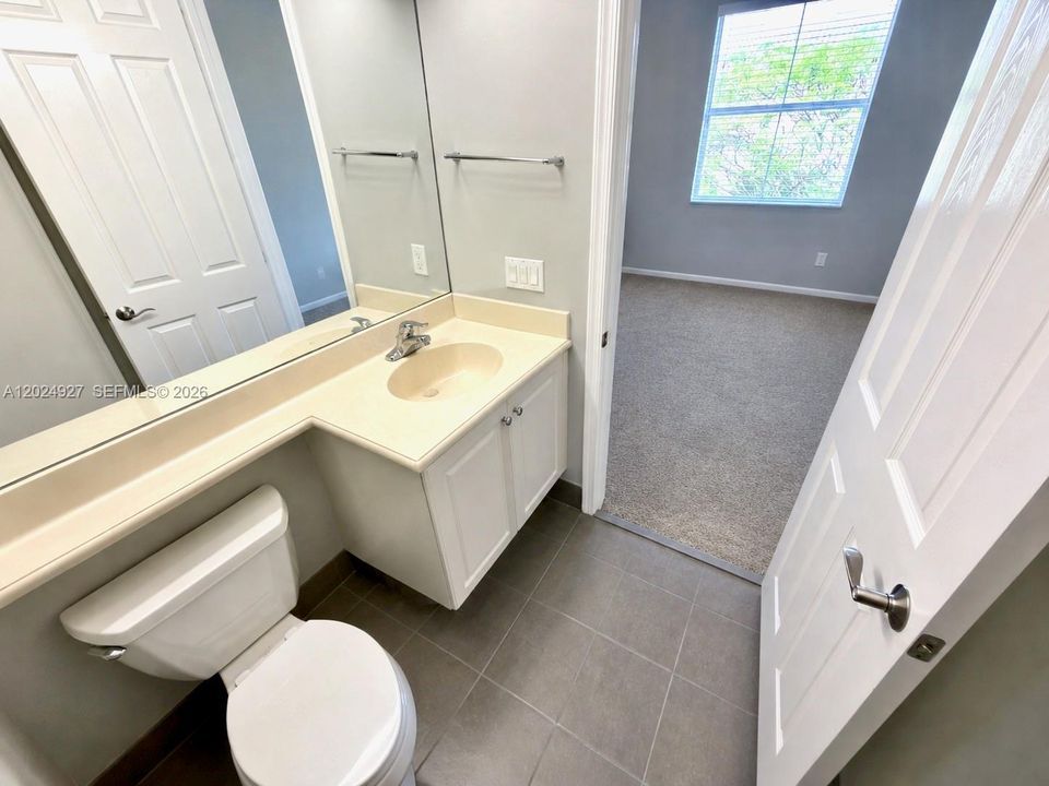 For Sale: $454,900 (4 beds, 3 baths, 1900 Square Feet)