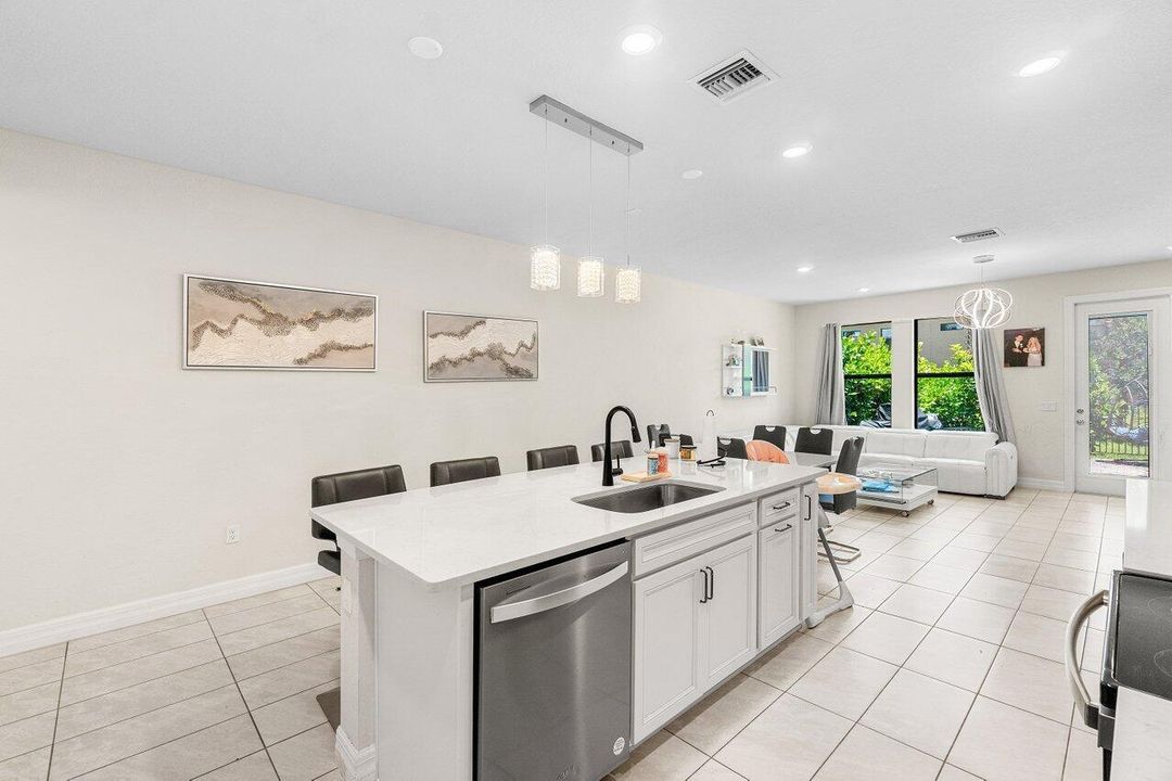 006-4824ChantillyRoad-LakeWorth-FL-33467