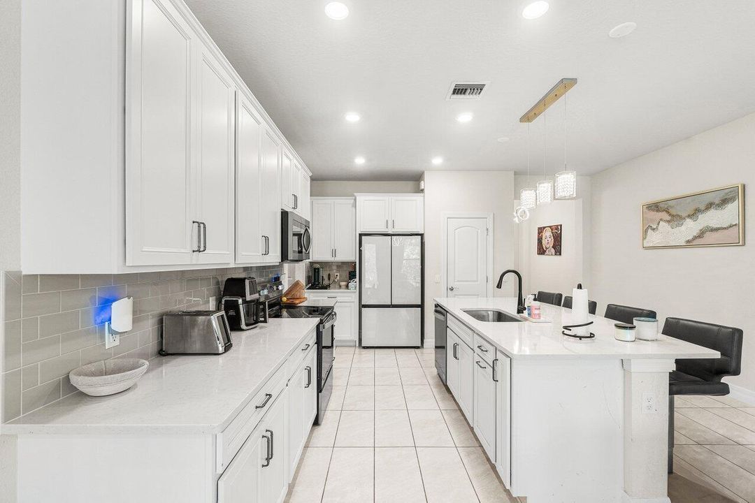007-4824ChantillyRoad-LakeWorth-FL-33467