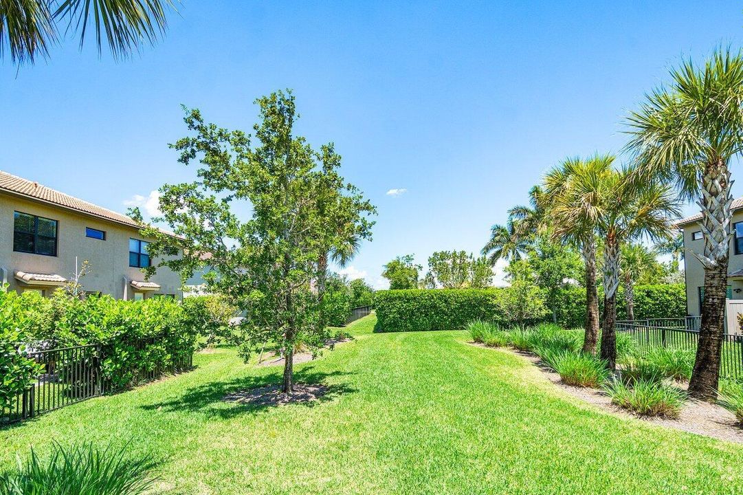 038-4824ChantillyRoad-LakeWorth-FL-33467