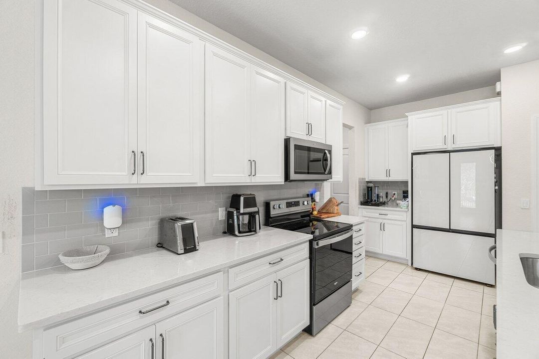 009-4824ChantillyRoad-LakeWorth-FL-33467