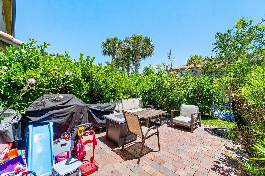 032-4824ChantillyRoad-LakeWorth-FL-33467