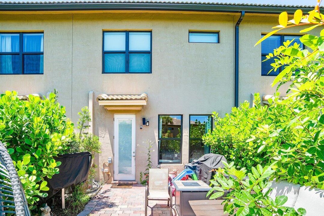 035-4824ChantillyRoad-LakeWorth-FL-33467