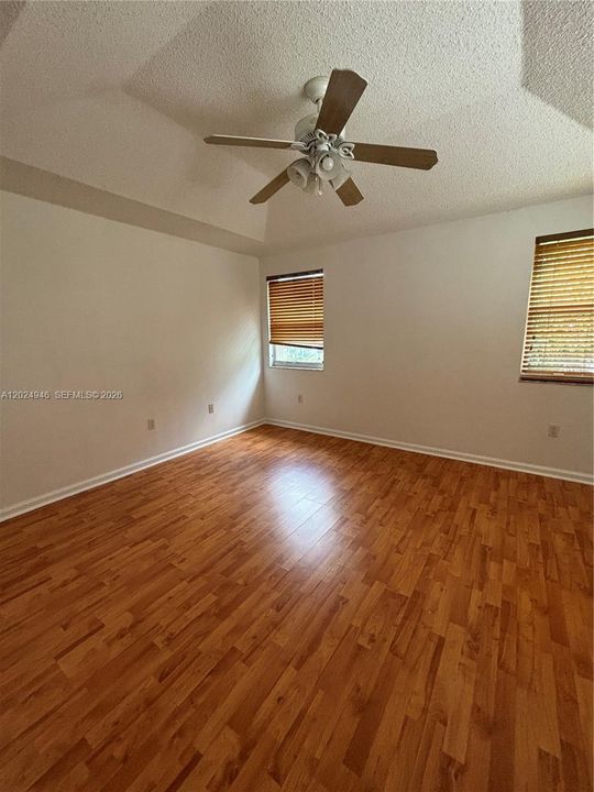 For Rent: $3,600 (3 beds, 2 baths, 1815 Square Feet)