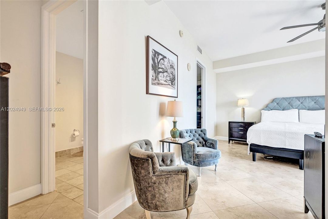 For Sale: $1,249,000 (2 beds, 2 baths, 1577 Square Feet)