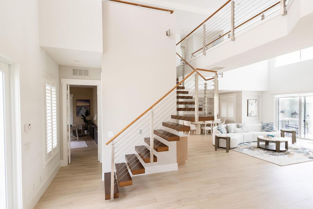 770 NE 6th Street-12