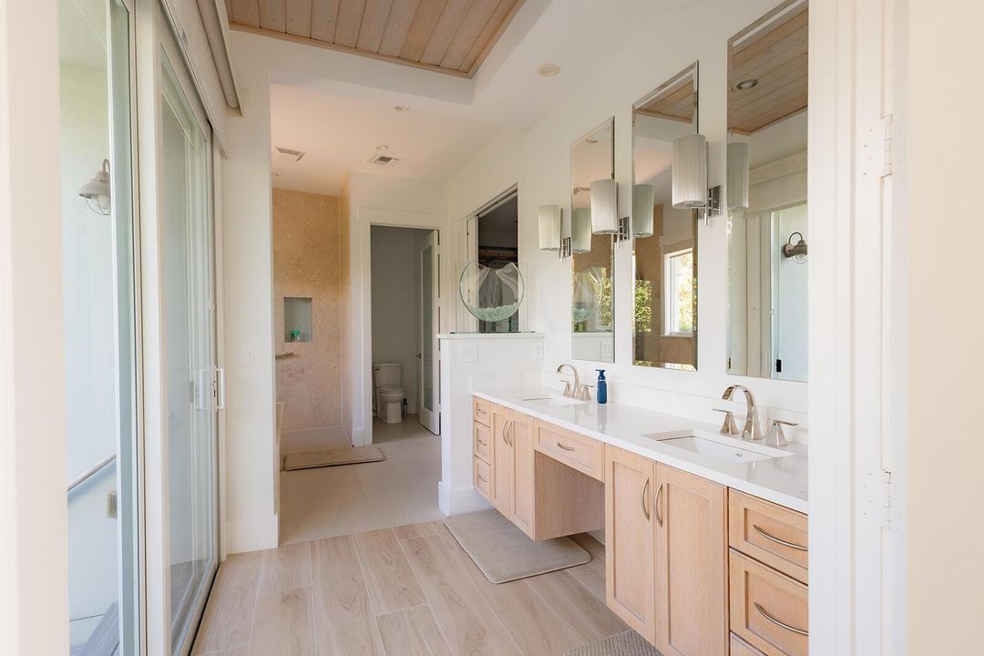 770 NE 6th Street-28