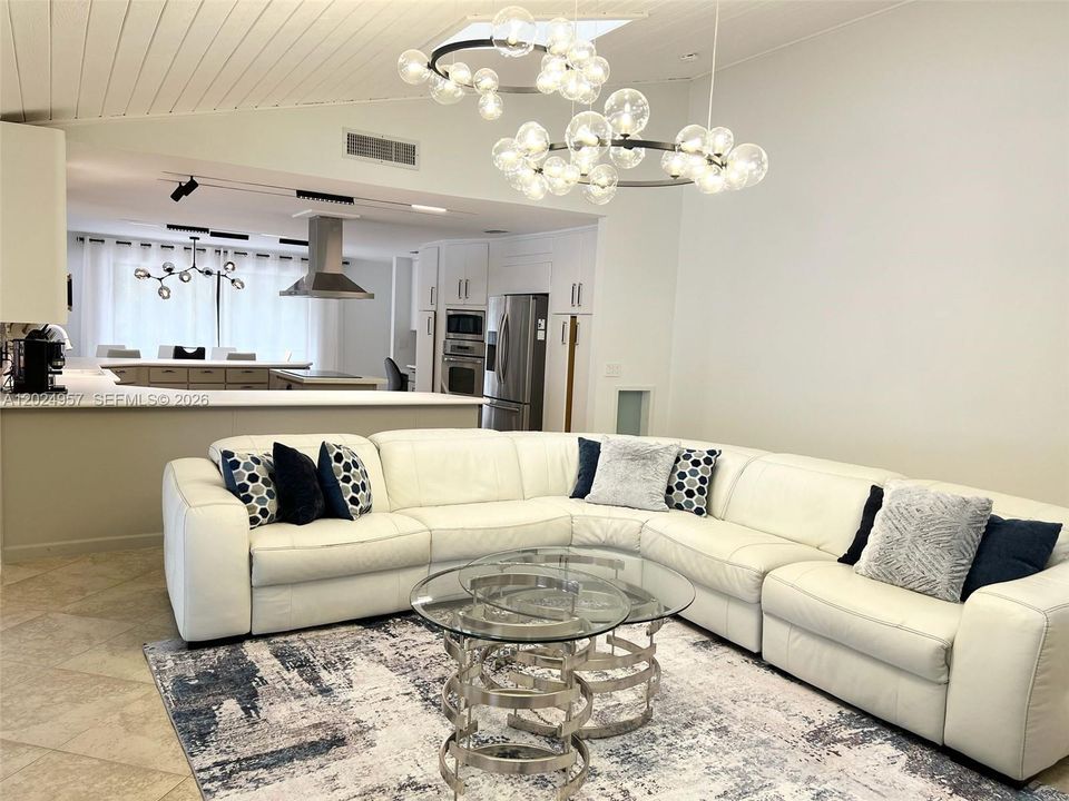 For Sale: $1,490,000 (6 beds, 4 baths, 3377 Square Feet)