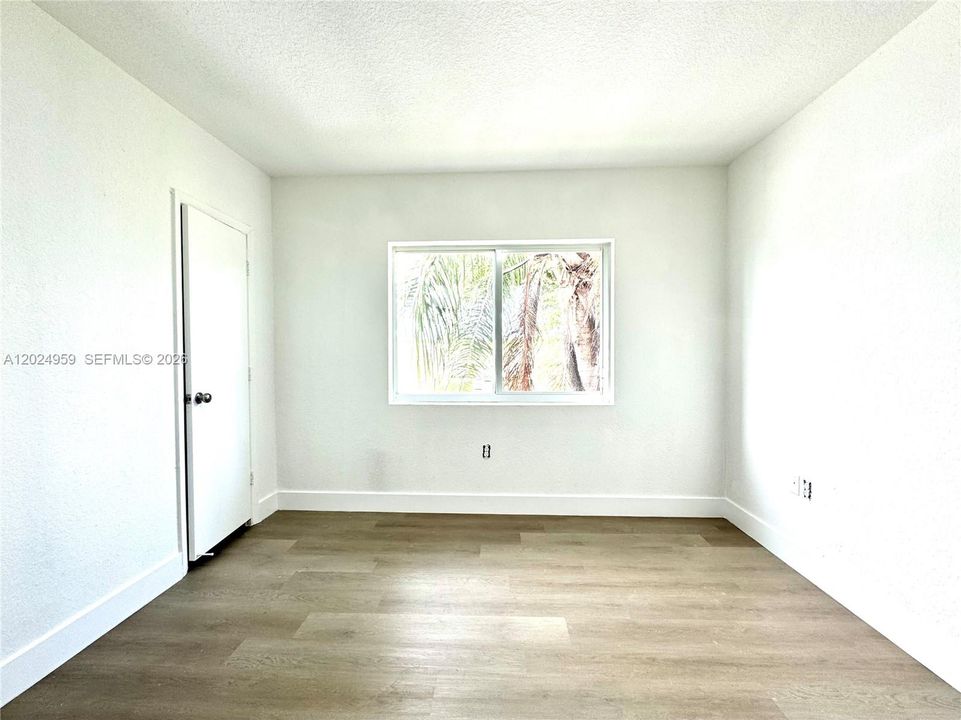 For Rent: $2,600 (3 beds, 2 baths, 1150 Square Feet)