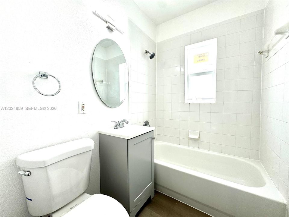 For Rent: $2,600 (3 beds, 2 baths, 1150 Square Feet)