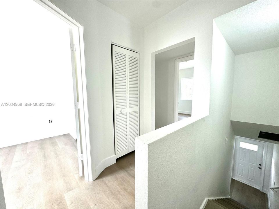 For Rent: $2,600 (3 beds, 2 baths, 1150 Square Feet)