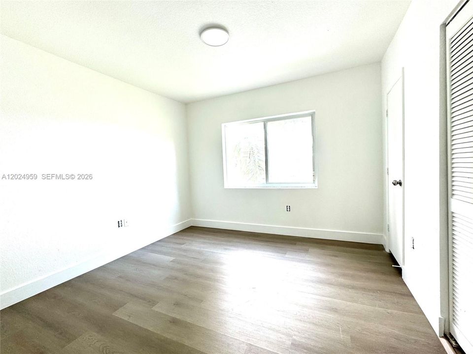 For Rent: $2,600 (3 beds, 2 baths, 1150 Square Feet)