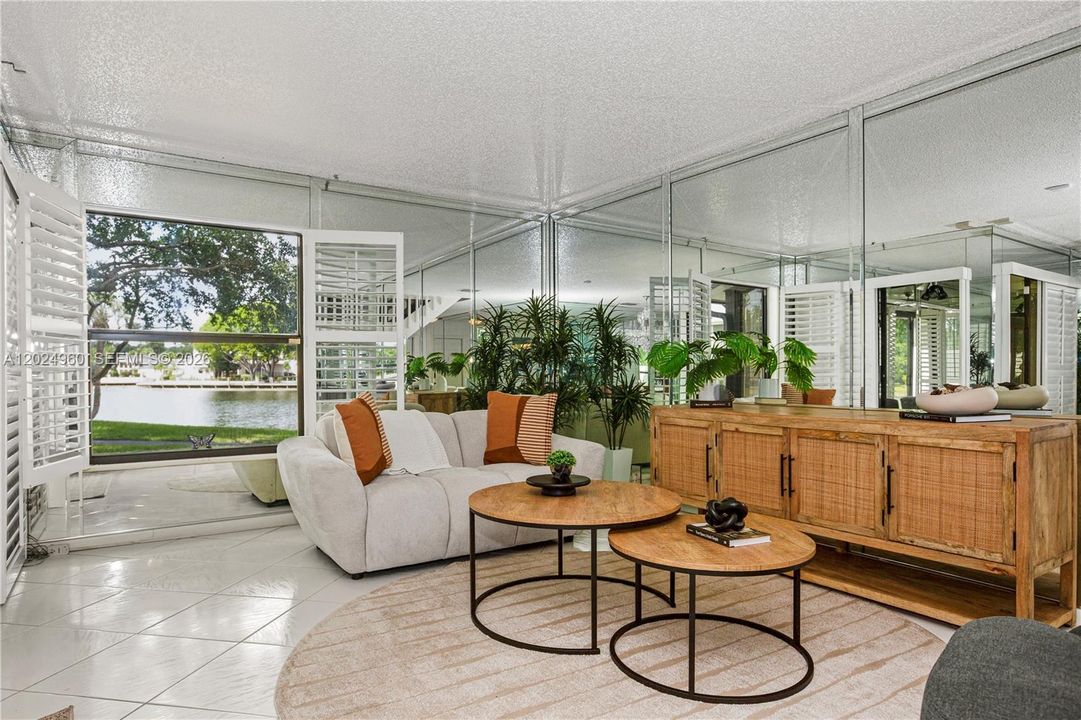 Active With Contract: $350,000 (3 beds, 2 baths, 1640 Square Feet)