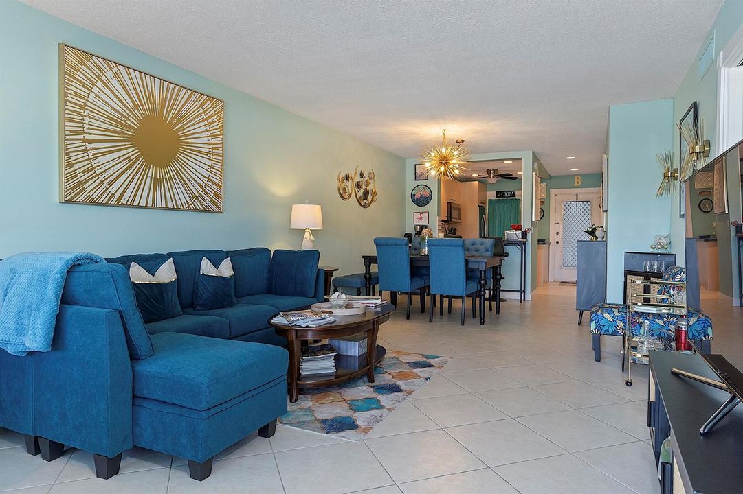 455 Paradise Isels Blvd - #404. -133
