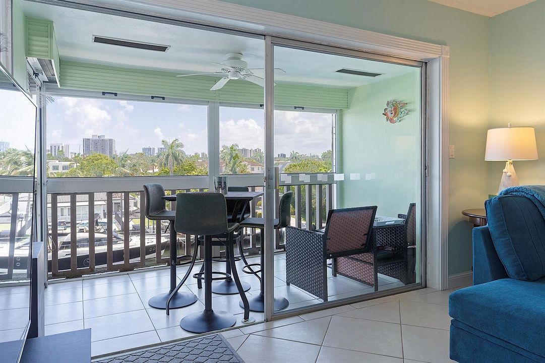 455 Paradise Isels Blvd - #404. -126