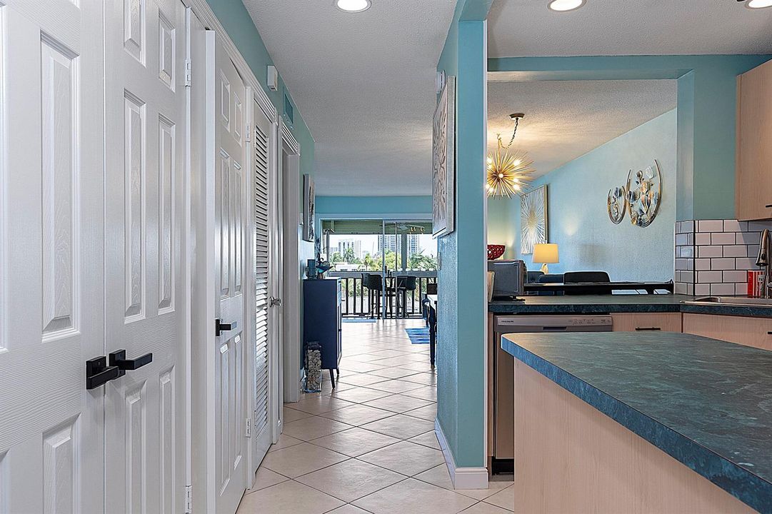 455 Paradise Isels Blvd - #404. -115