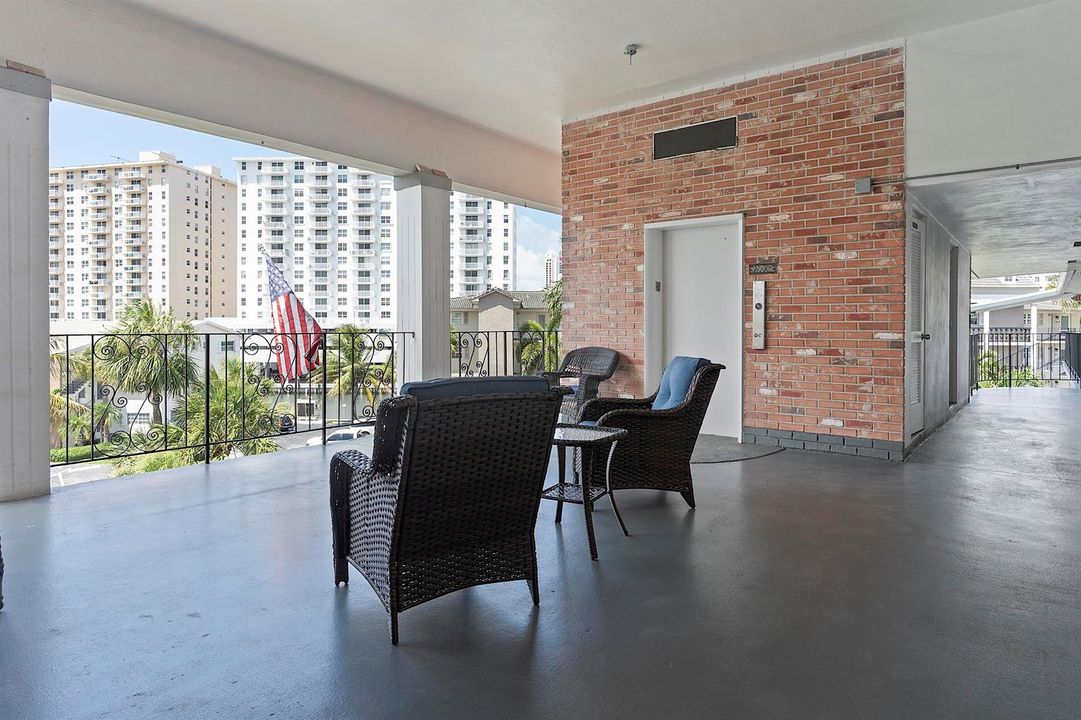 455 Paradise Isels Blvd - #404. -481