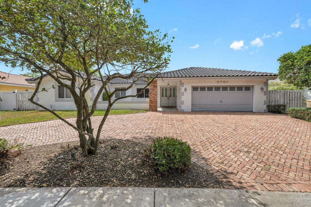 5791 Hawkes Bluff Ave 00008