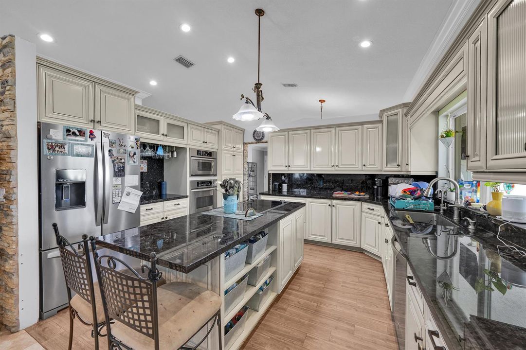 5791 Hawkes Bluff Ave 00042