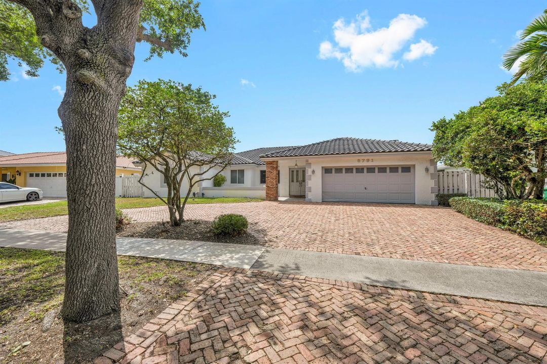 5791 Hawkes Bluff Ave 00005