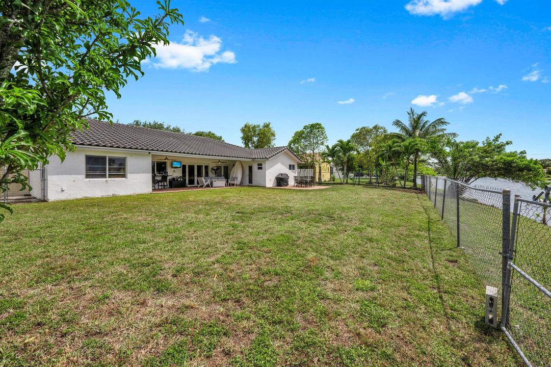 5791 Hawkes Bluff Ave 00021