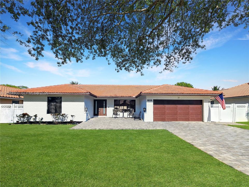 For Rent: $4,600 (4 beds, 2 baths, 2236 Square Feet)