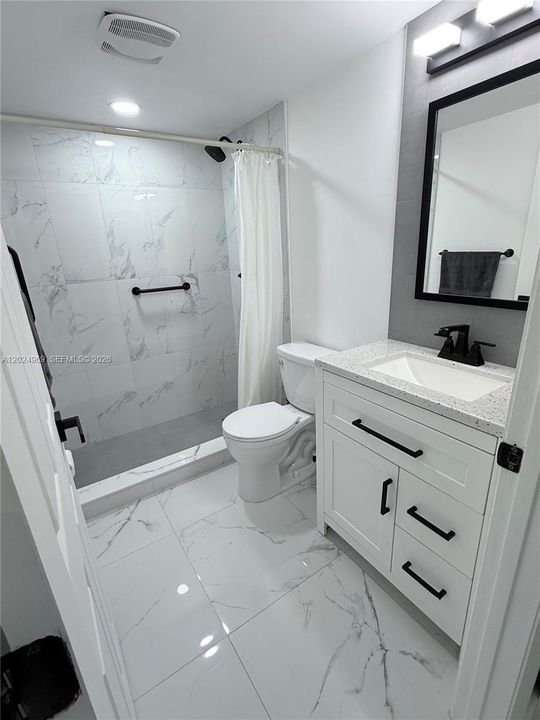 For Rent: $2,050 (2 beds, 2 baths, 1000 Square Feet)