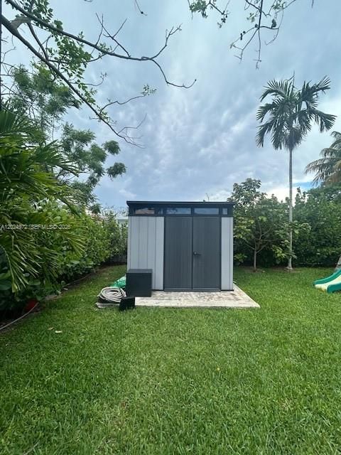 Storage shed