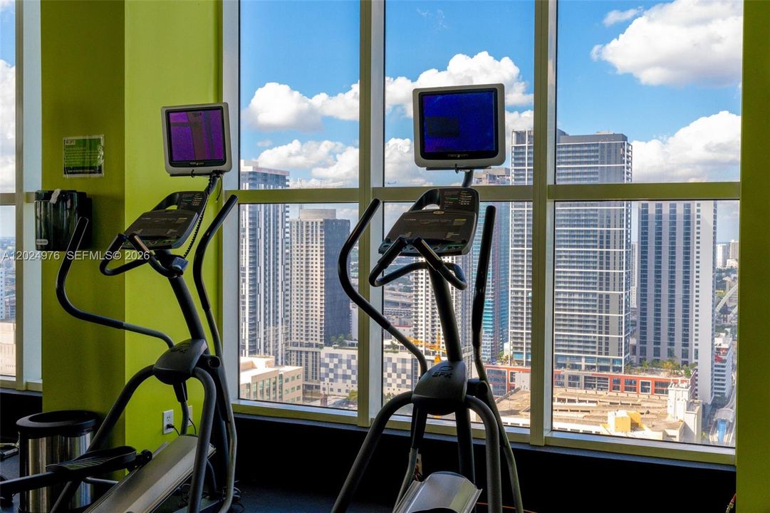 Rooftop Fitness Center w/ Endless Views