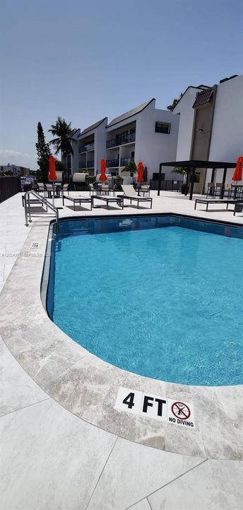 В аренду: $3,850 (2 спален, 2 ванн, 1345 Квадратных фут)