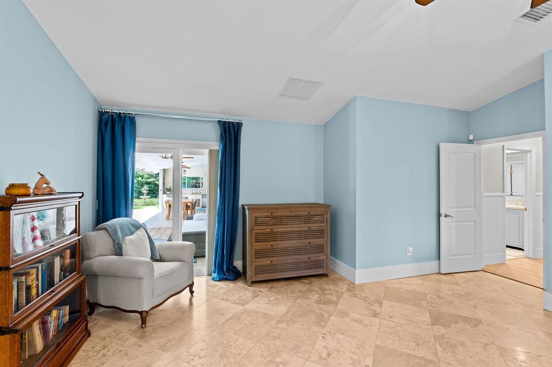 23-web-or-mls-A7406961