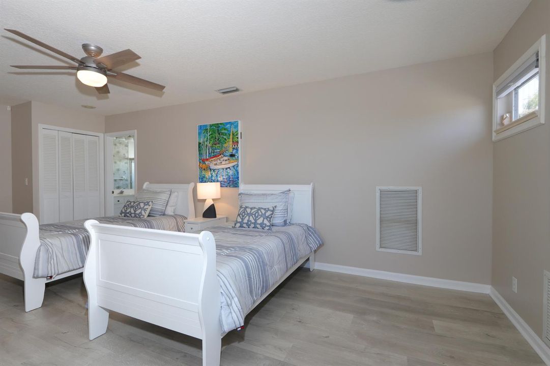 400 Seaside lane