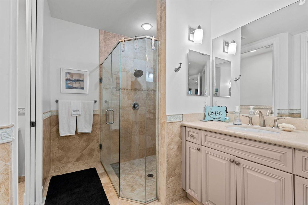 28-web-or-mls-A7406820