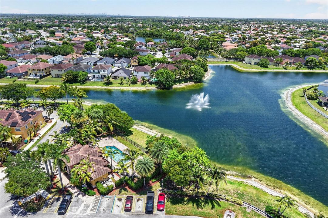 En Venta: $530,000 (3 camas, 2 baños, 1770 Pies cuadrados)