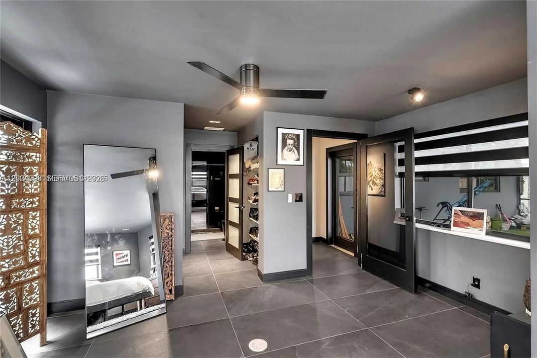 For Sale: $655,000 (3 beds, 2 baths, 1660 Square Feet)