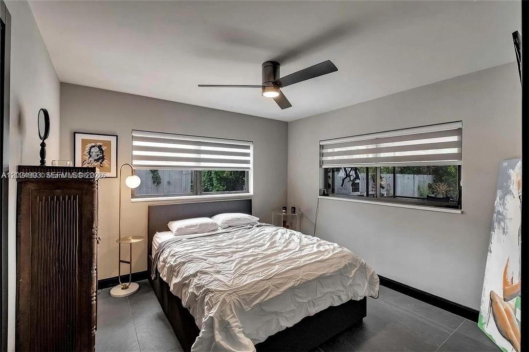 For Sale: $655,000 (3 beds, 2 baths, 1660 Square Feet)