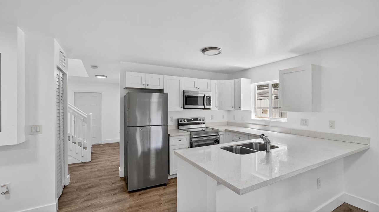 13-2902-NW-44th-St-Miami-WindowStill