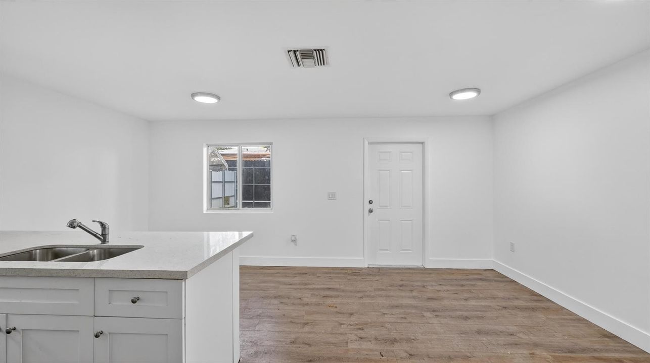15-2902-NW-44th-St-Miami-WindowStill