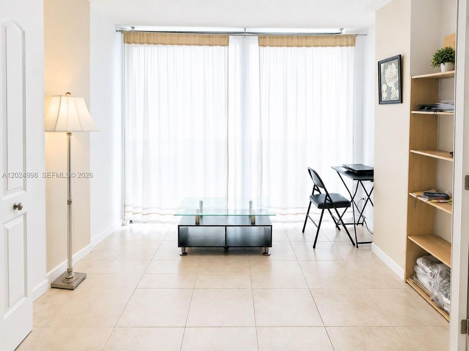 В аренду: $1,850 (1 спален, 1 ванн, 767 Квадратных фут)